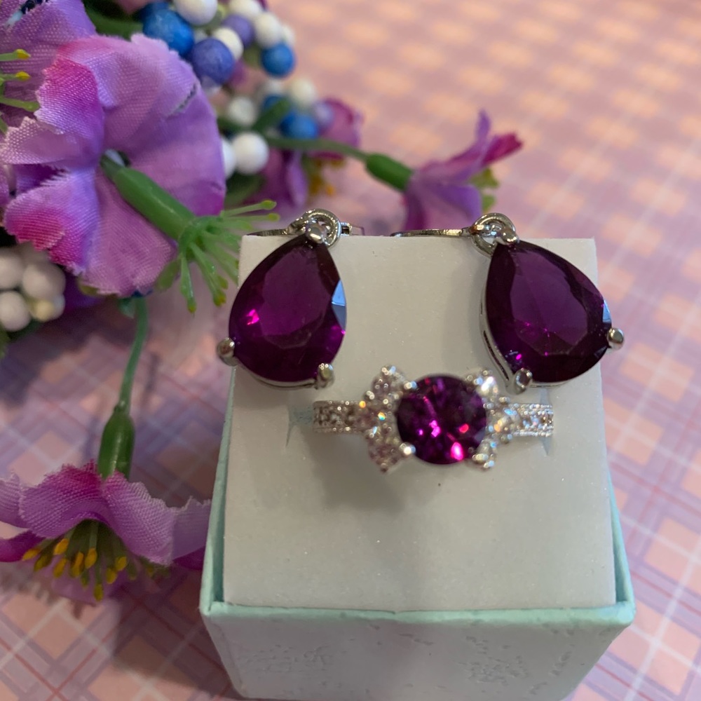 Violet Sapphire Ring & Earrings